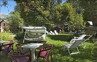 Les Touristes Hotel